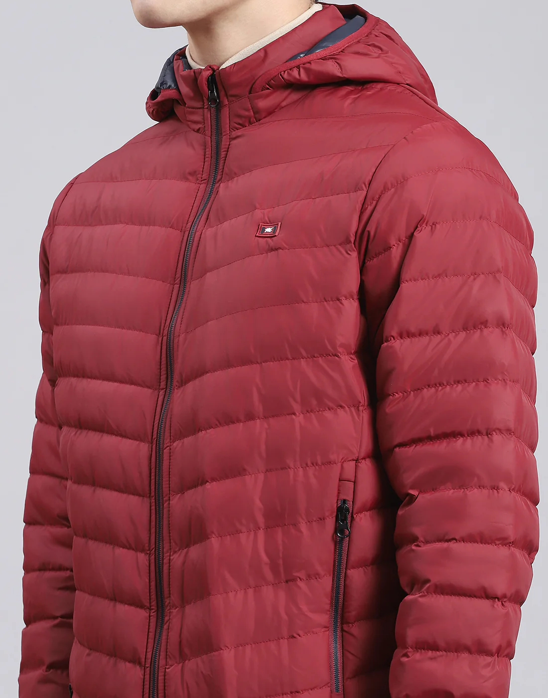 Men Maroon Solid Hooded Full Sleeve Jacket - Image 6
