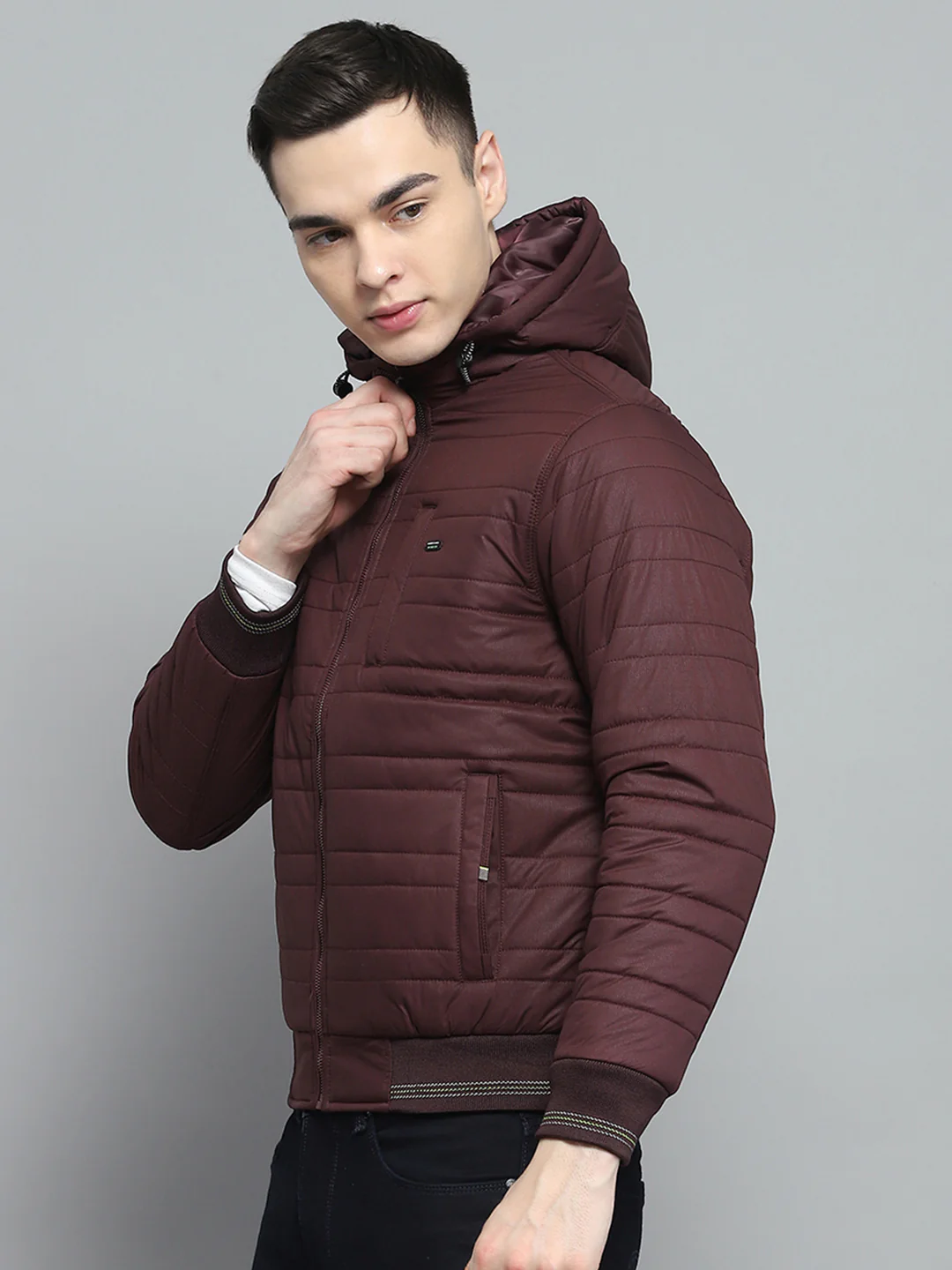 Men Maroon Solid Hooded Full Sleeve Jacket - Image 3