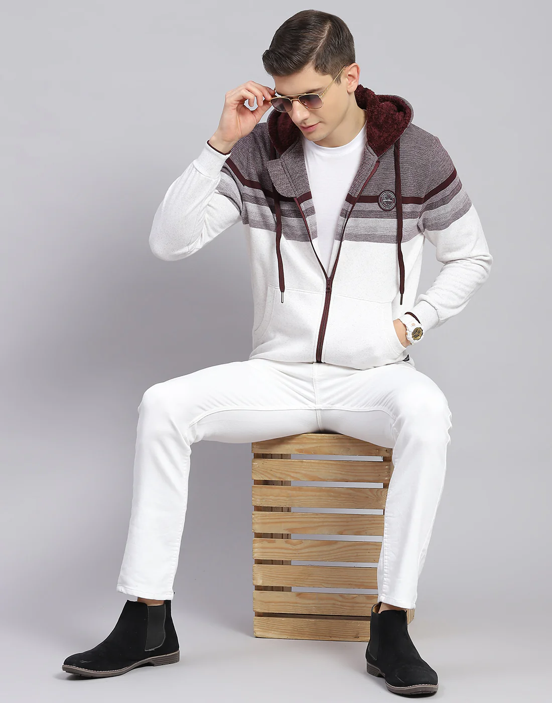 Men Maroon Solid Hooded Full Sleeve Sweatshirt - Image 2