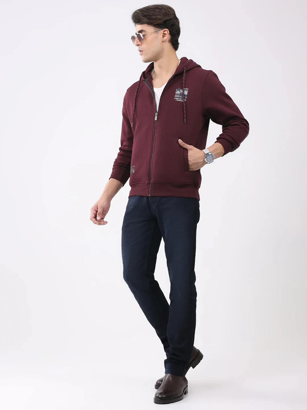 Men Maroon Solid Hooded Full Sleeve Sweatshirt - Image 2