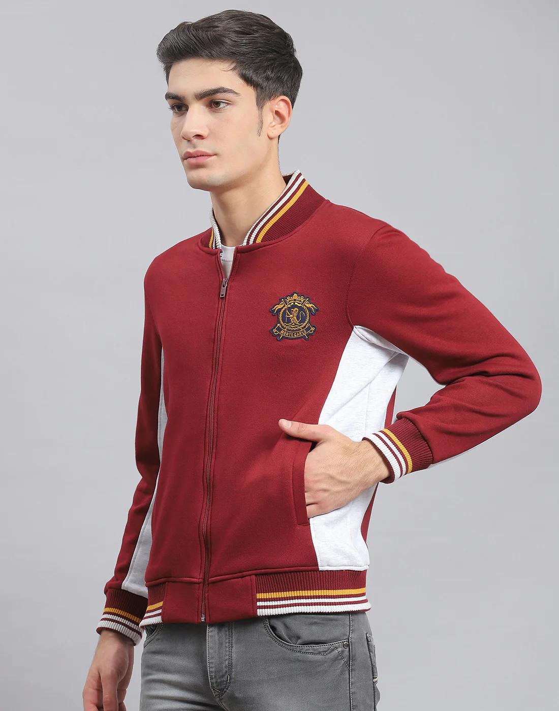 Men Maroon Solid Mandarin Collar Full Sleeve Sweatshirt - Image 3