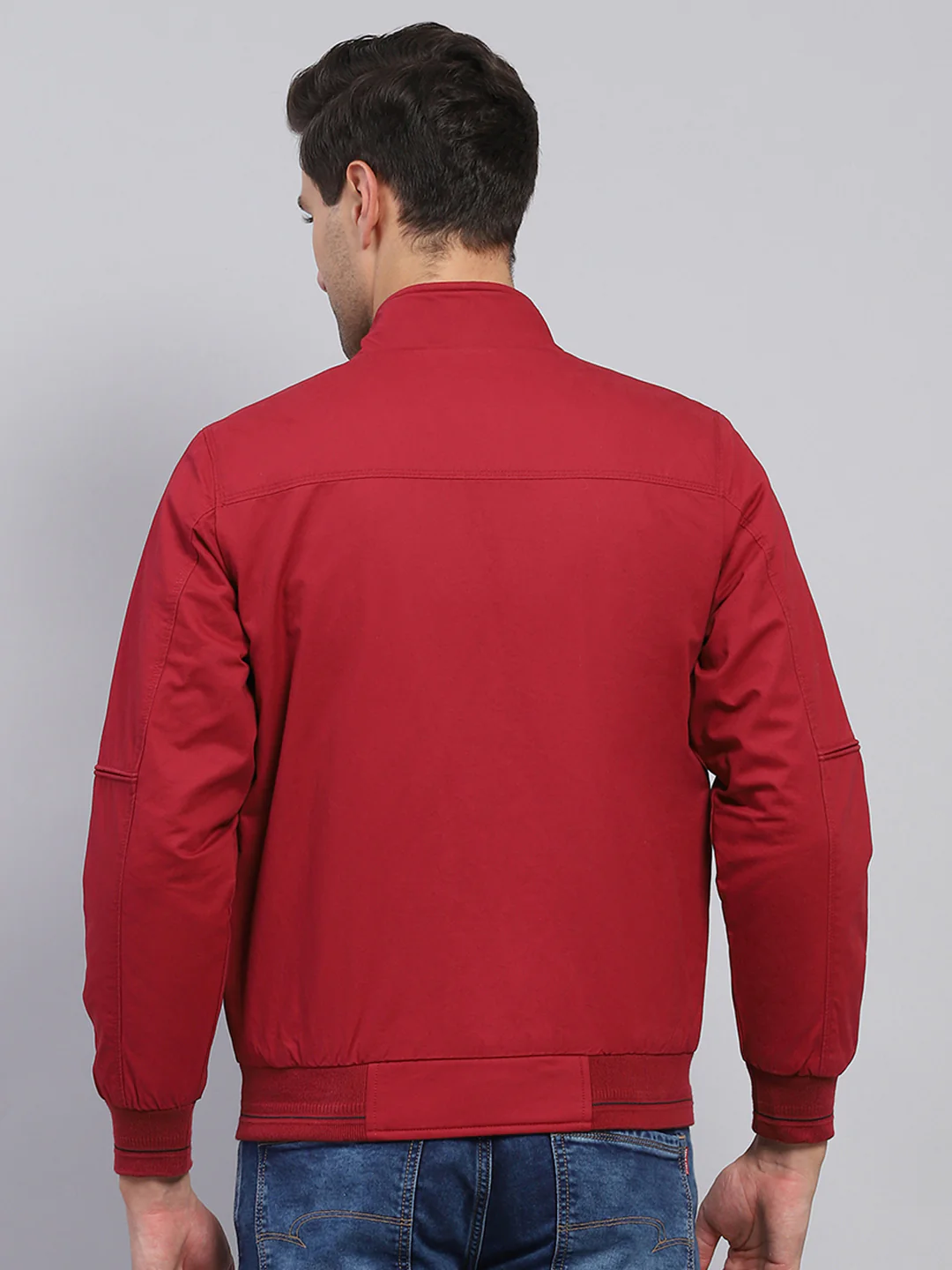Men Maroon Solid Mock Neck Full Sleeve Jacket - Image 4