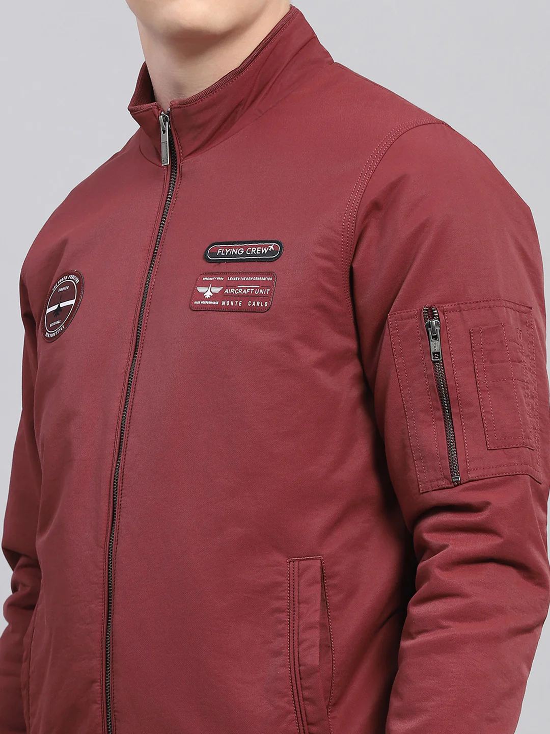 Men Maroon Solid Mock Neck Full Sleeve Jacket - Image 7