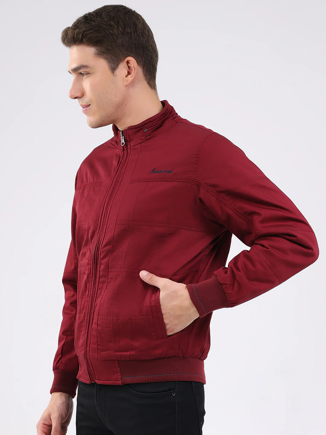Men Maroon Solid Mock Neck Full Sleeve Jacket - Image 3