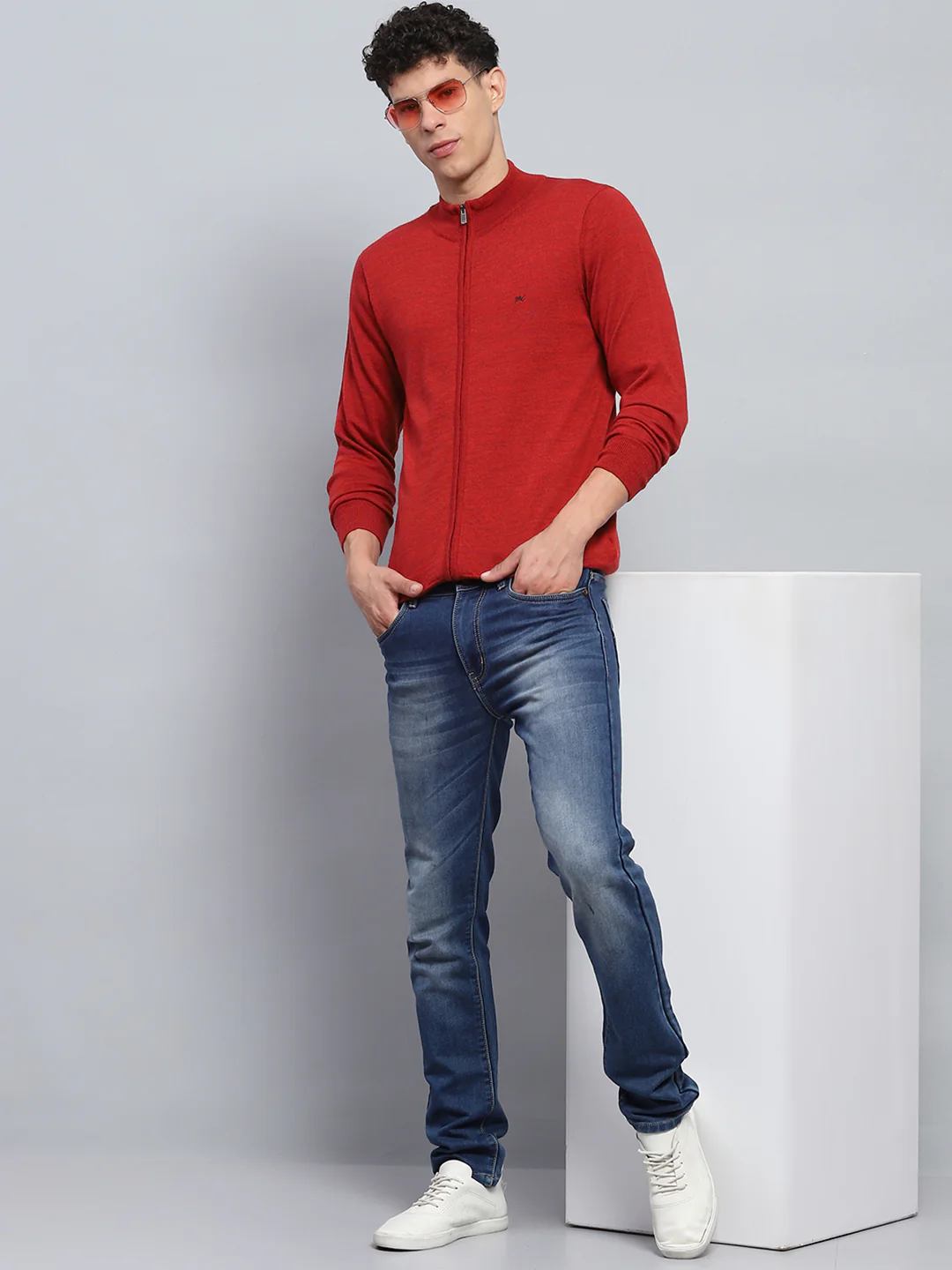 Men Maroon Solid Mock Neck Full Sleeve Pullover - Image 2