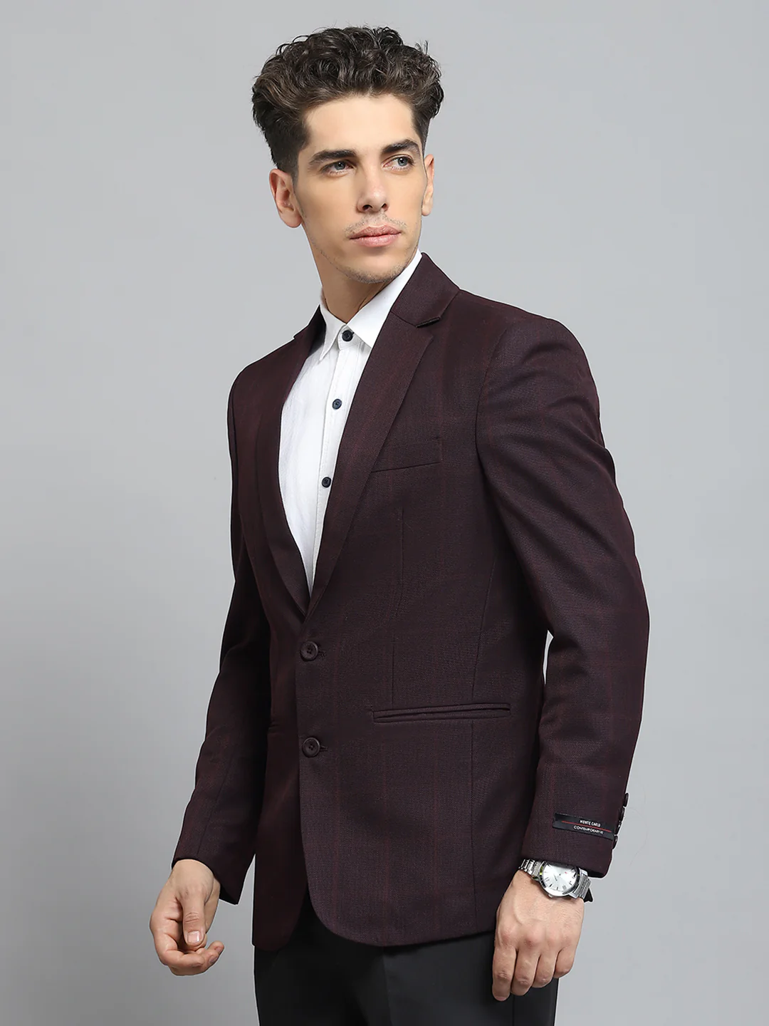 Men Maroon Solid Notch Lapel Collar Full Sleeve Blazer - Image 3