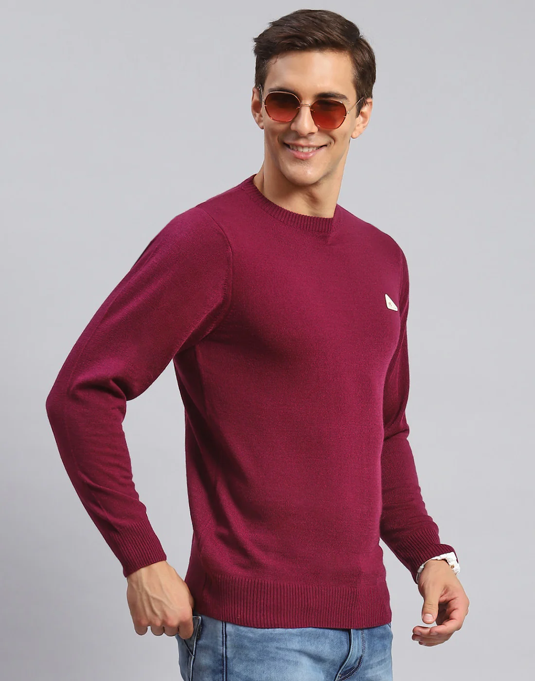 Men Maroon Solid Round Neck Full Sleeve Pullover - Image 4