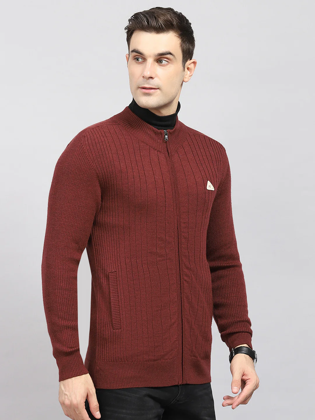 Men Maroon Solid Round Neck Full Sleeve Pullover - Image 4