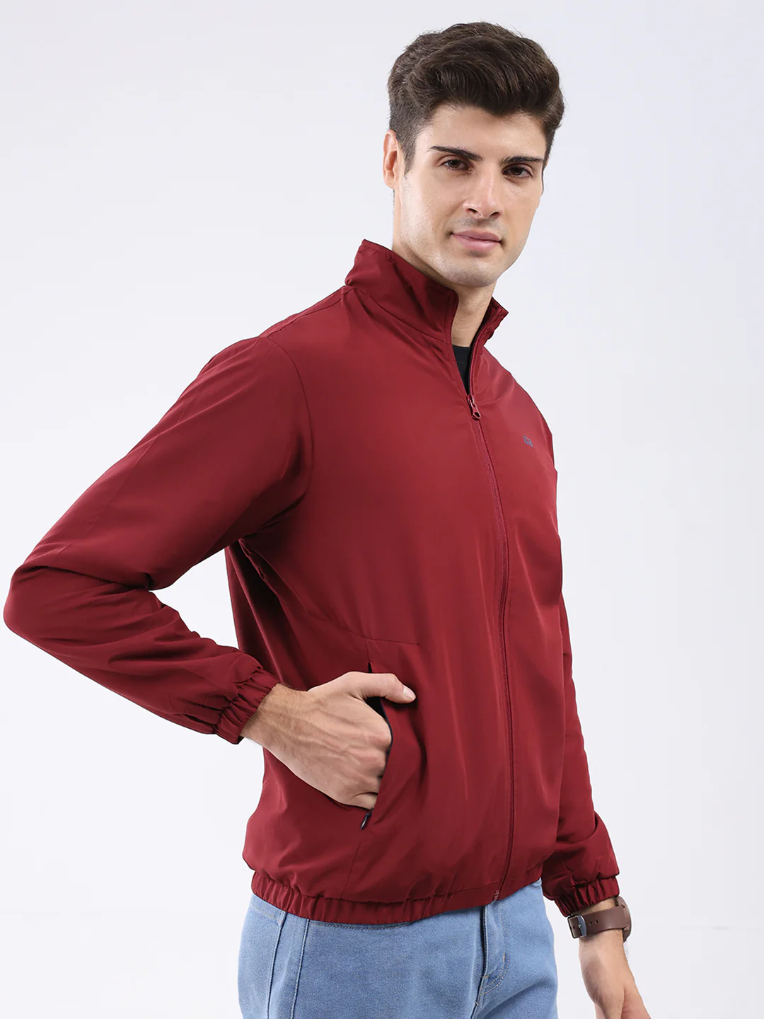 Men Maroon Solid Stand Collar Full Sleeve Jacket - Image 4