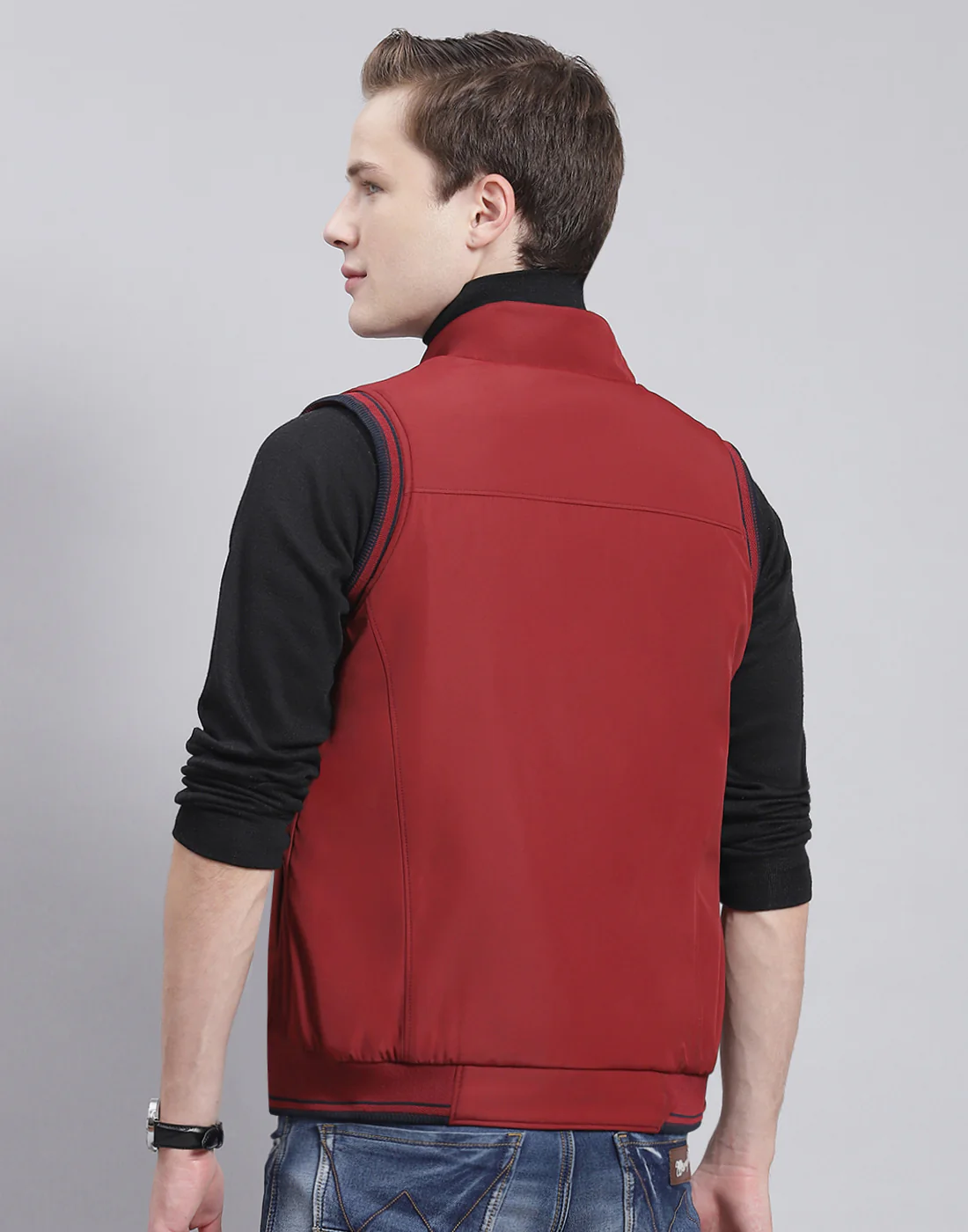 Men Maroon Solid Stand Collar Sleeveless Jacket - Image 6
