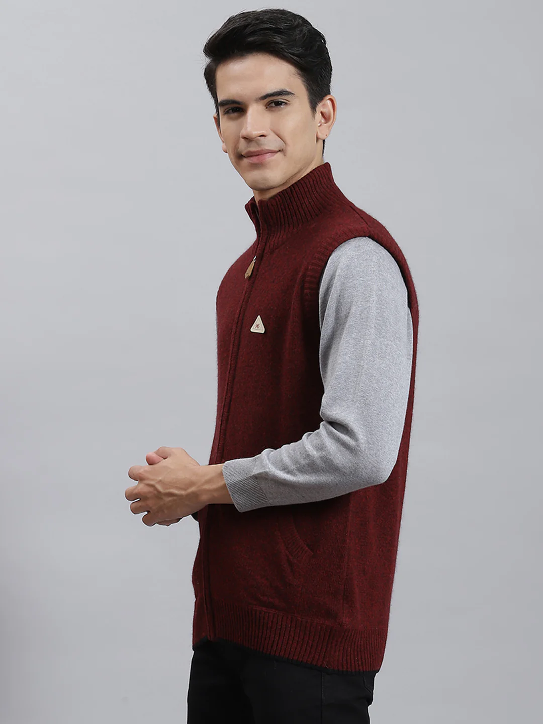 Men Maroon Solid Stand Collar Sleeveless Sweaters/Pullovers - Image 3
