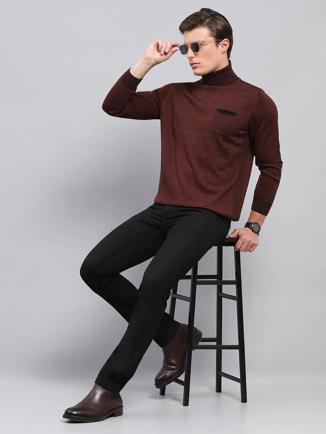 Men Maroon Solid Turtle Neck Full Sleeve Pullover - Image 2