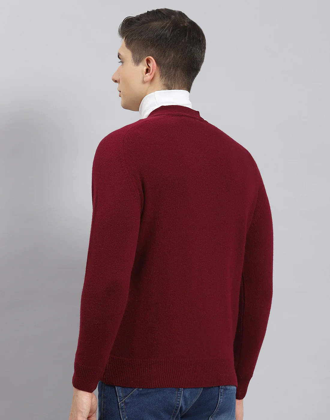 Men Maroon Solid V Neck Full Sleeve Cardigan - Image 7