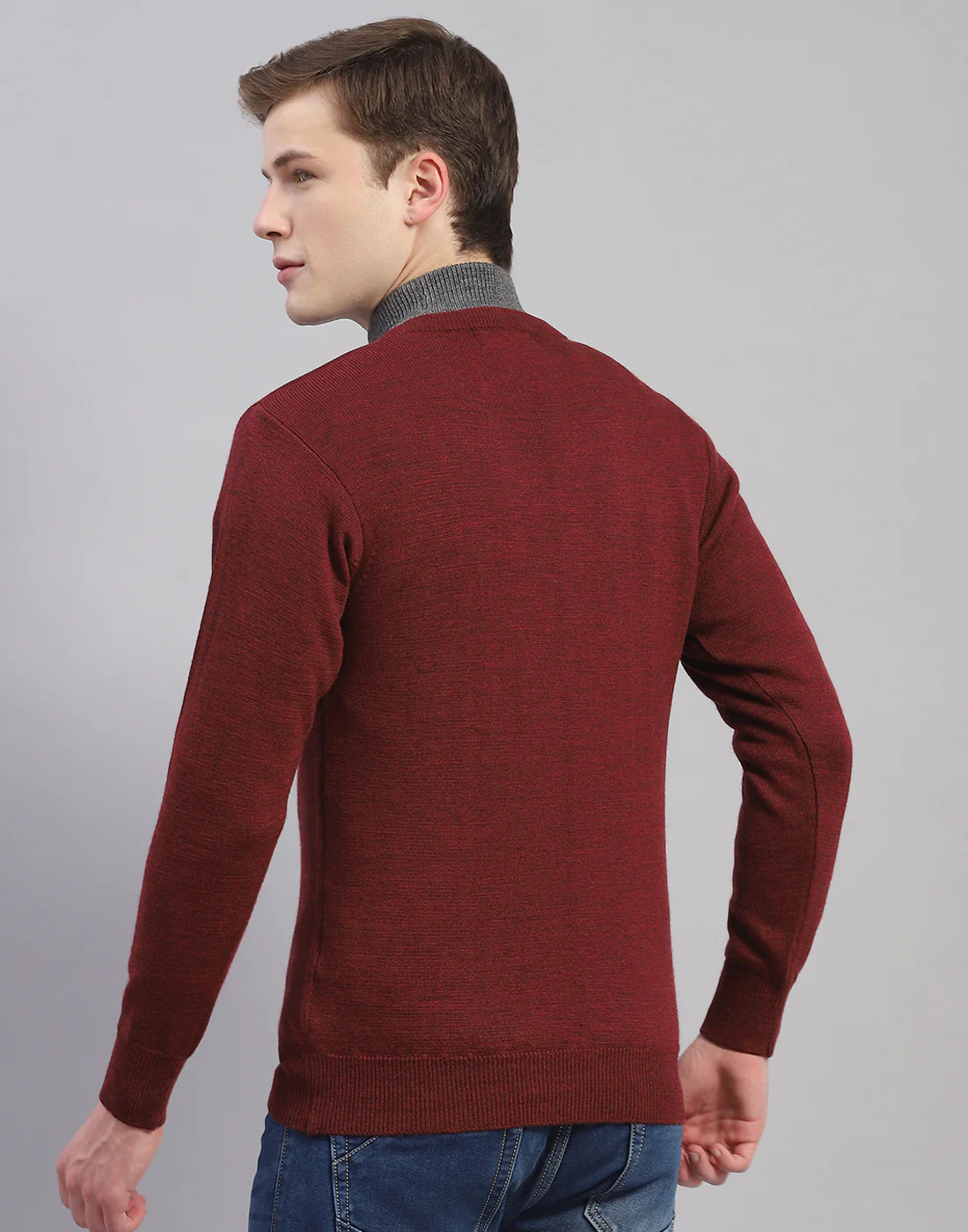 Men Maroon Solid V Neck Full Sleeve Pullover - Image 5