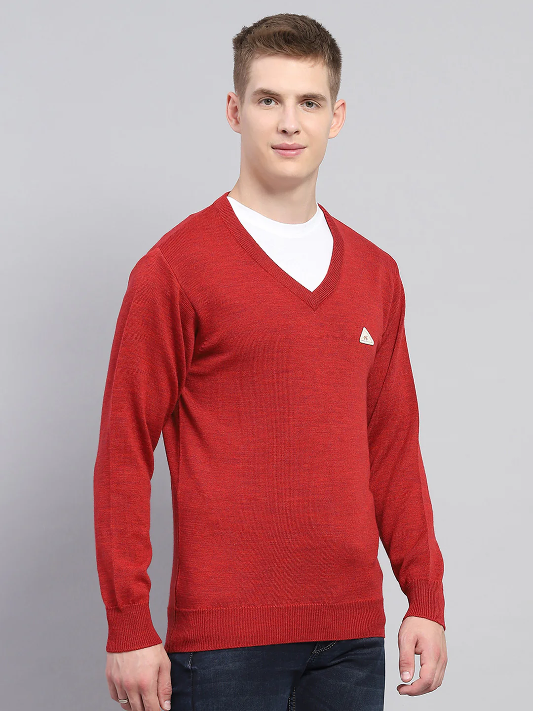 Men Maroon Solid V Neck Full Sleeve Pullover - Image 4