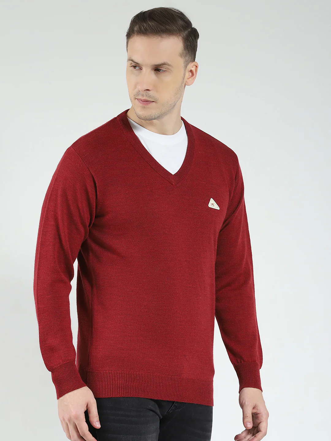 Men Maroon Solid V Neck Full Sleeve Pullover - Image 4