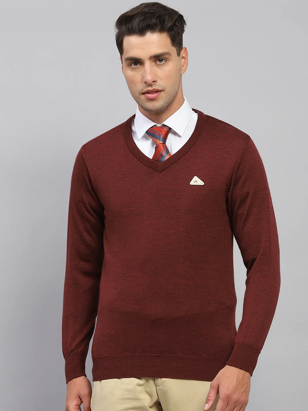 Men Maroon Solid V Neck Full Sleeve Pullover - Image 2
