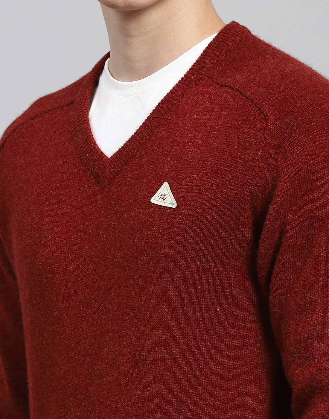 Men Maroon Solid V Neck Full Sleeve Pullover - Image 6