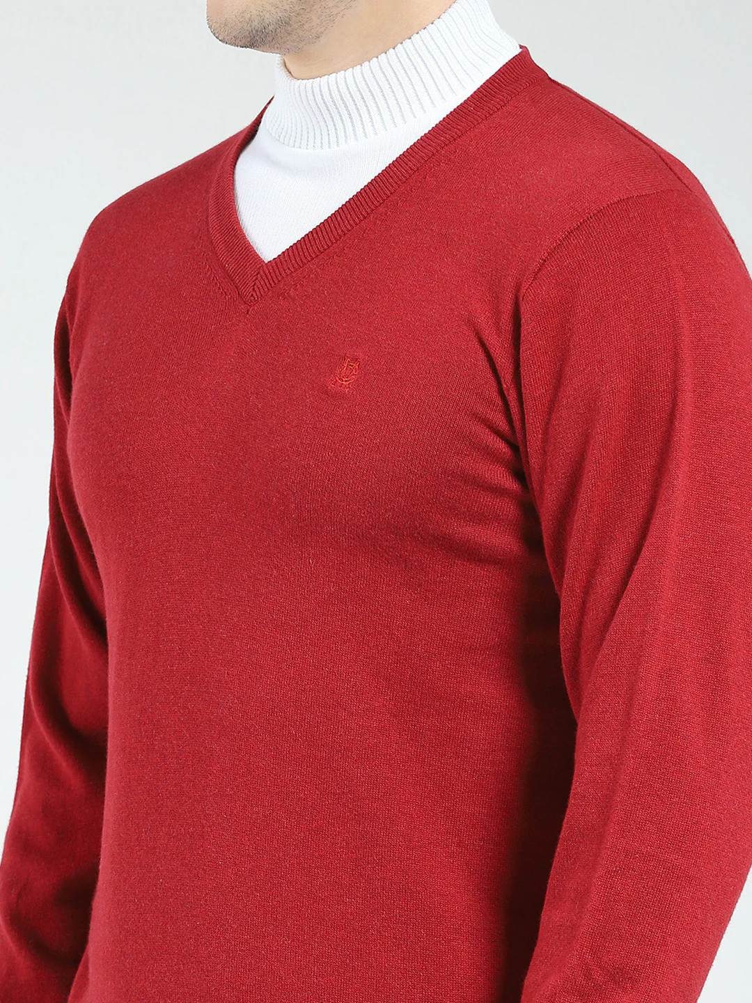 Men Maroon Solid V Neck Full Sleeve Pullover - Image 7