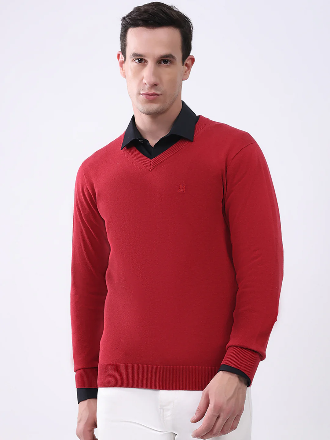 Men Maroon Solid V Neck Full Sleeve Pullover