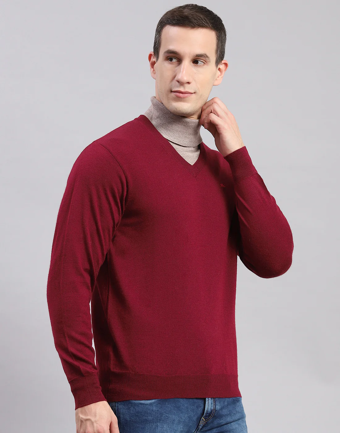 Men Maroon Solid V Neck Full Sleeve Sweaters/Pullovers - Image 4