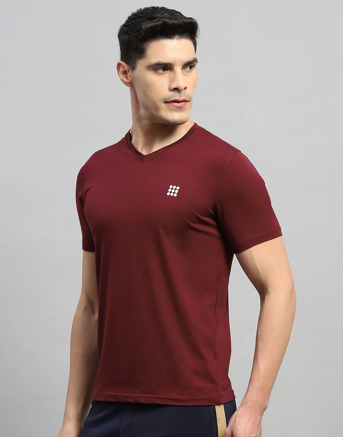 Rock.it Men Maroon Solid V Neck Half Sleeve T-Shirt - Image 5
