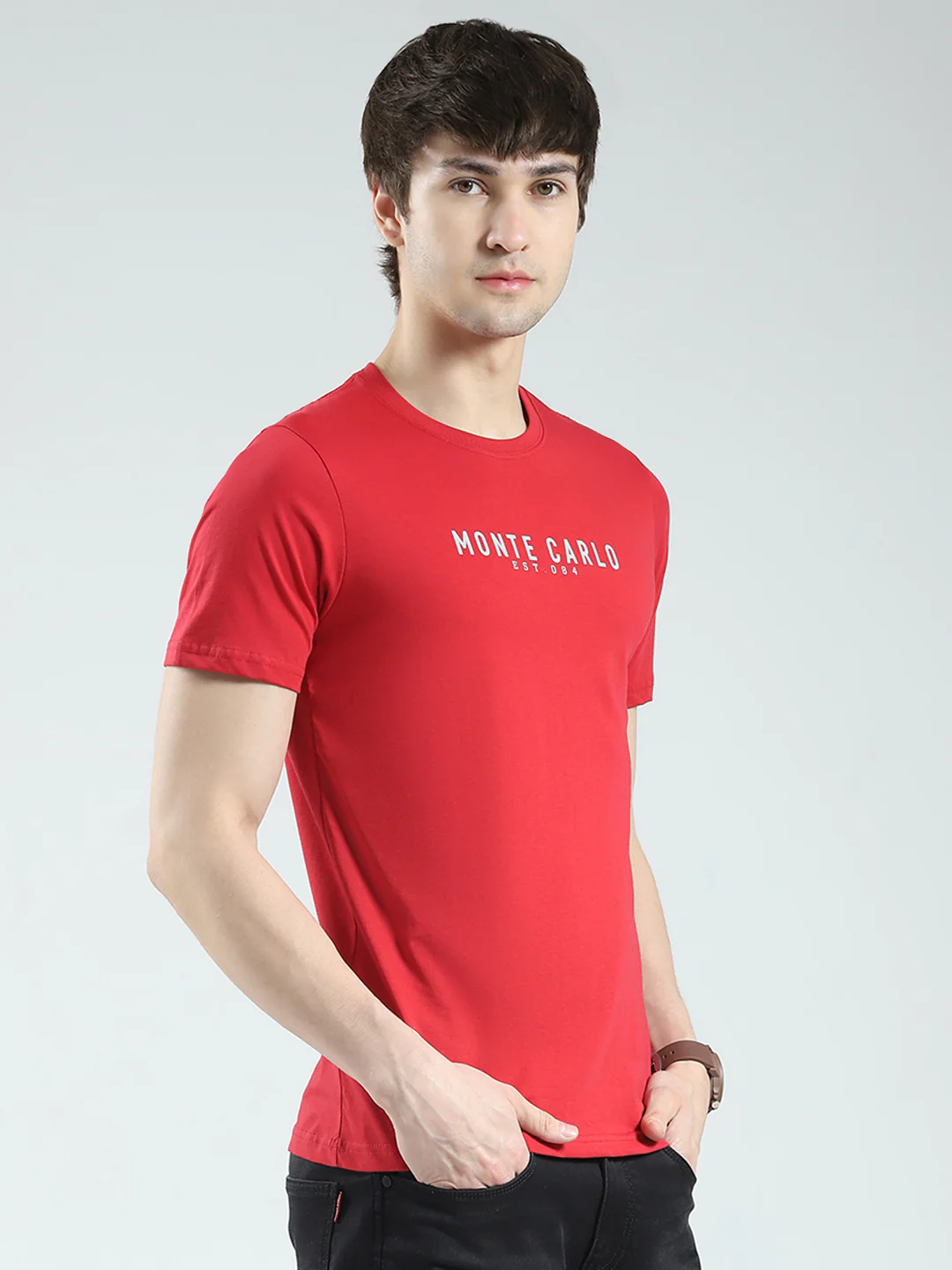 Men Maroon Solid Round Neck Half Sleeve T-Shirt - Image 4