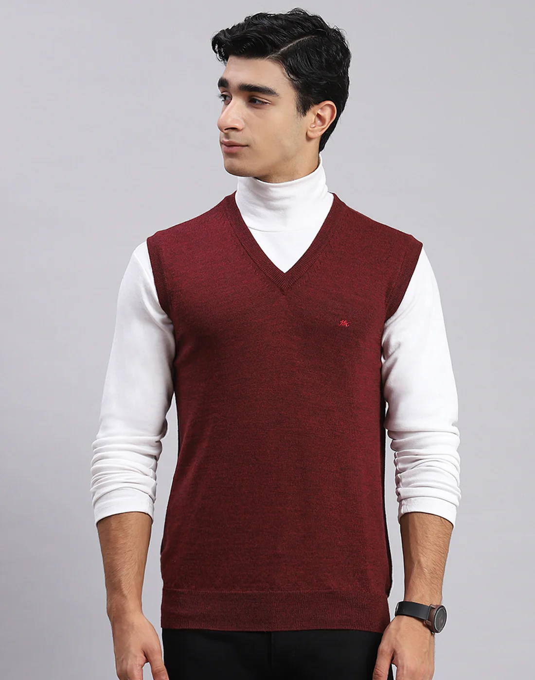 Men Maroon Solid V Neck Sleeveless Sweaters/Pullovers - Image 2