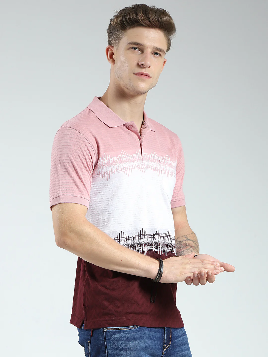 Men Maroon Stripe Collar Half Sleeve T-Shirt - Image 4