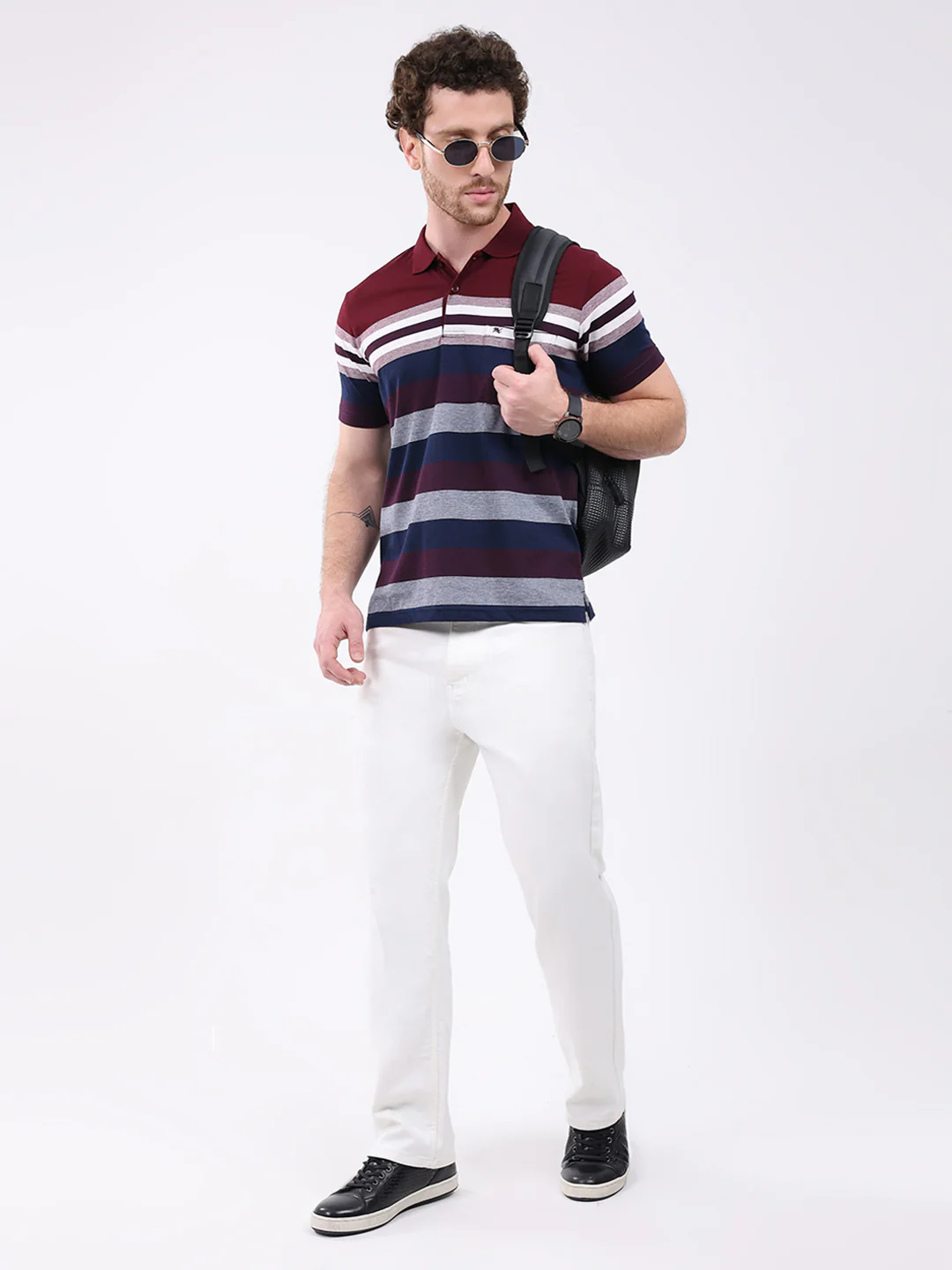Men Maroon Stripe Collar Half Sleeve T-Shirt - Image 2