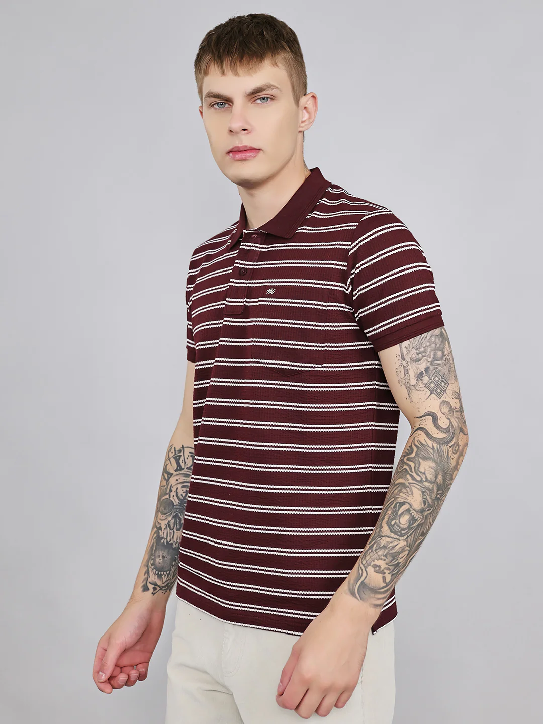 Men Maroon Stripe Collar Half Sleeve T-Shirt - Image 2