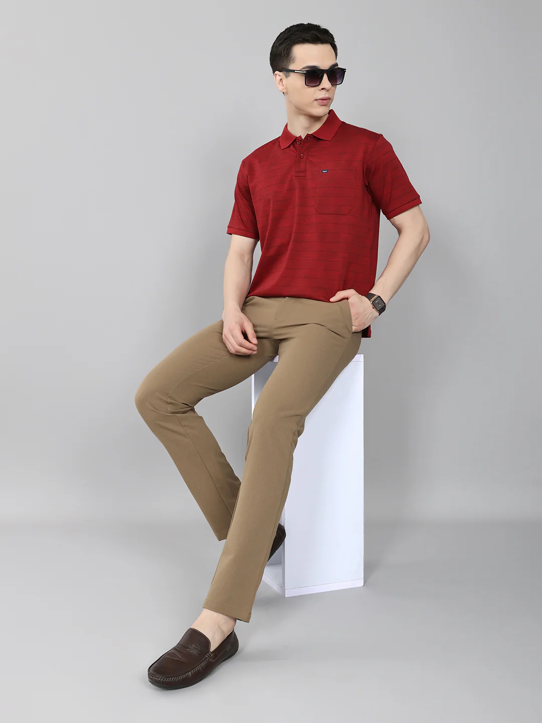 Men Maroon Stripe Collar Half Sleeve T-Shirt - Image 6