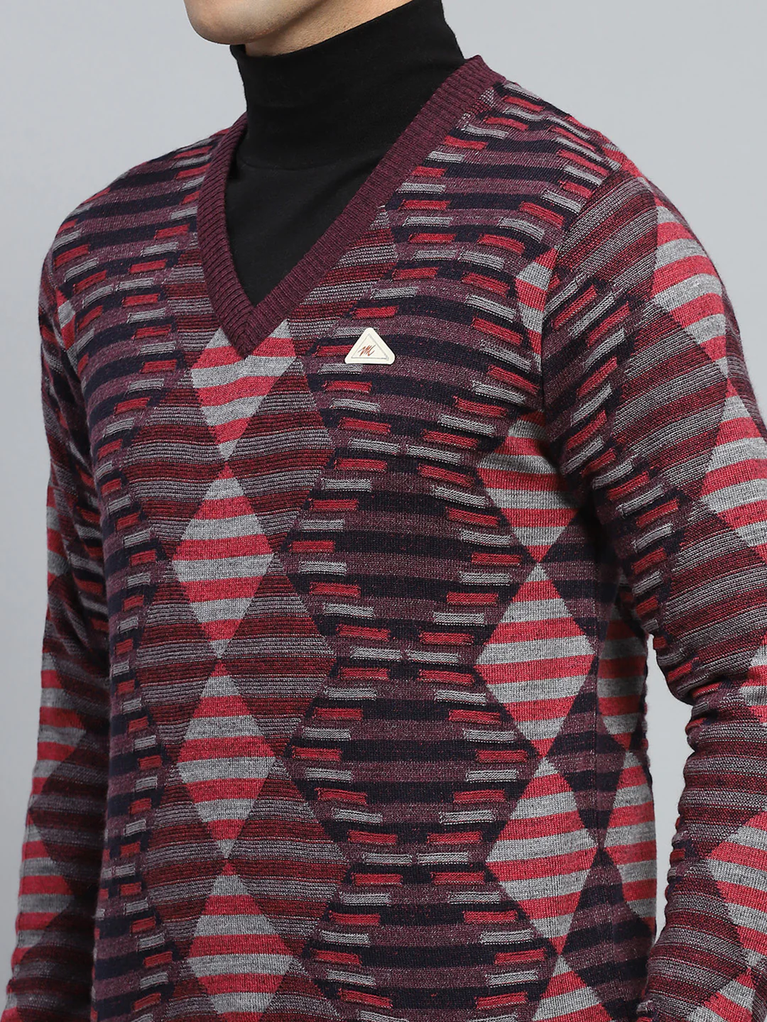 Men Maroon Stripe V Neck Full Sleeve Pullover - Image 7