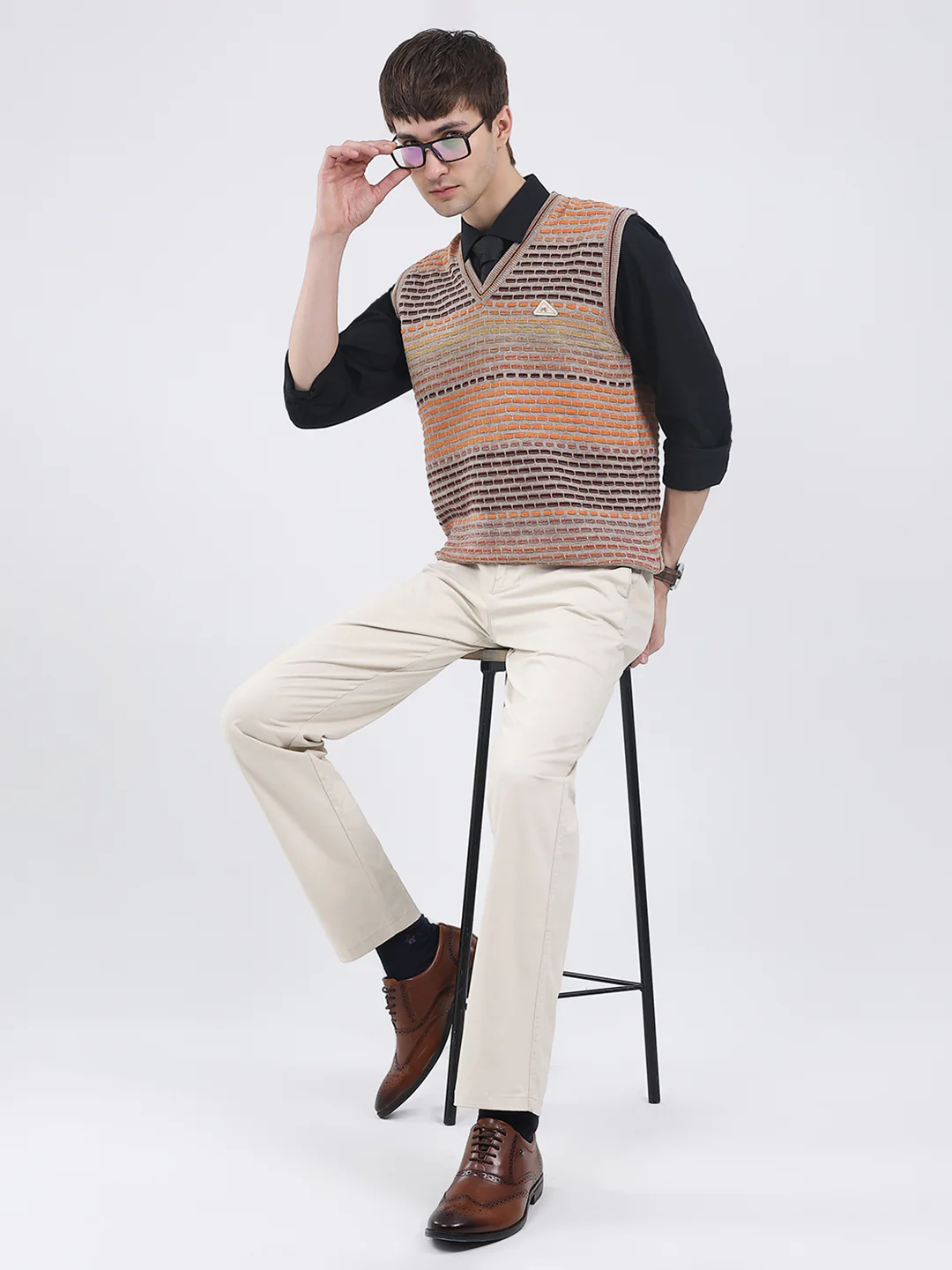 Men Multicolor Self Design V Neck Sleeveless Sweater - Image 2