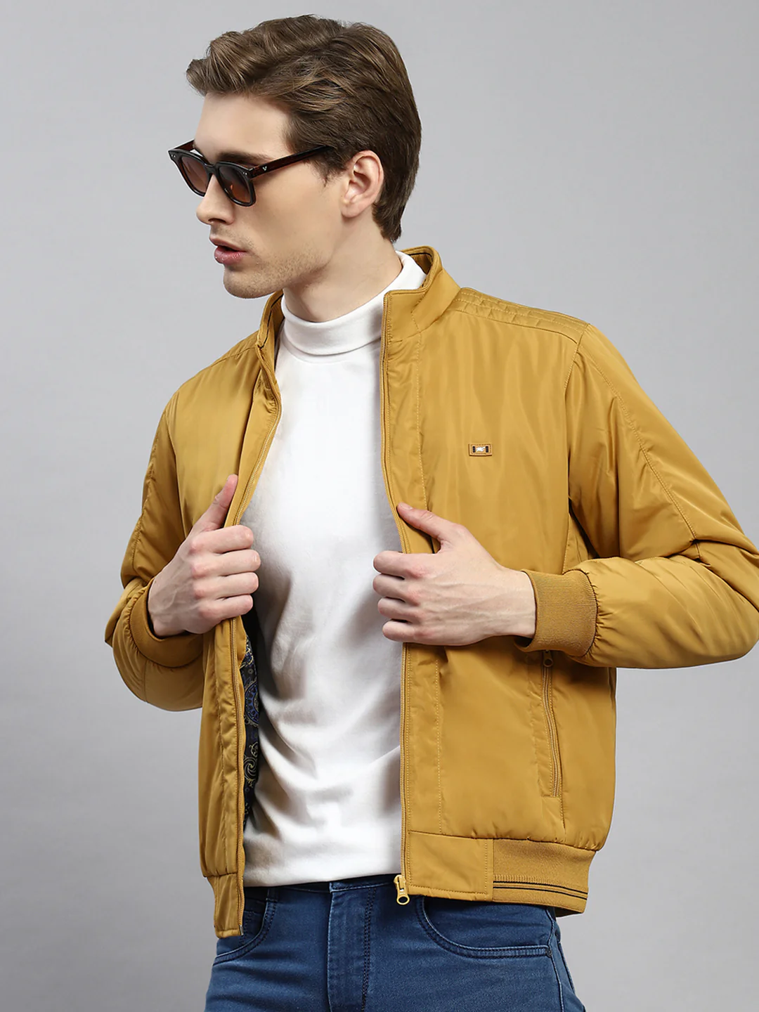 Men Mustard Plain Jacket - Image 2