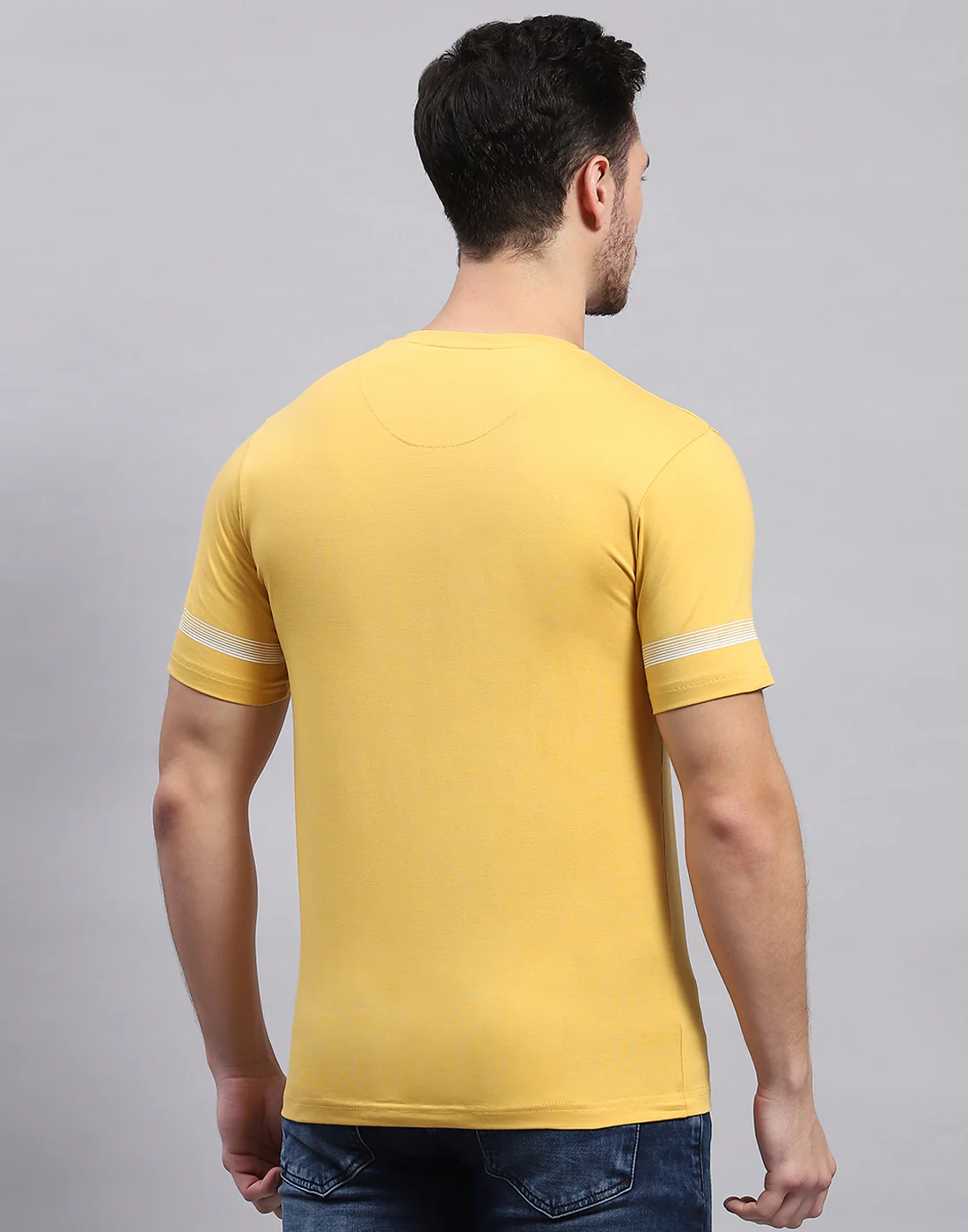 Men Mustard Printed Round Neck Half Sleeve T-Shirt - Image 5