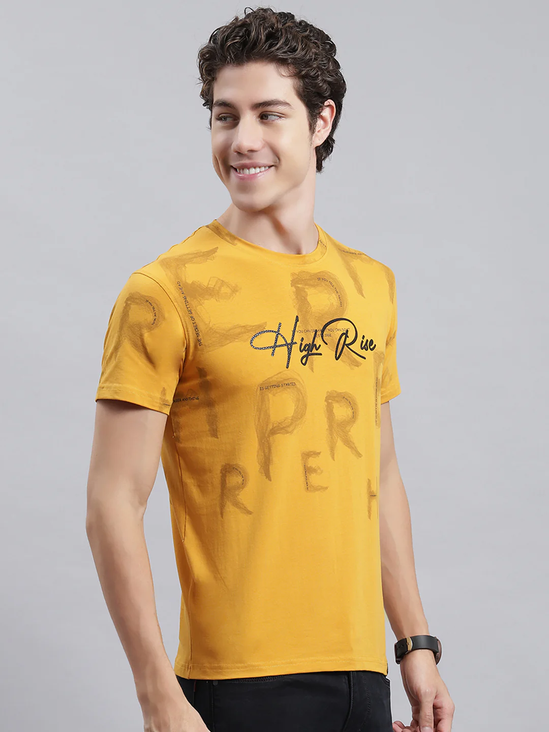 Men Mustard Printed T-Shirt - Image 3