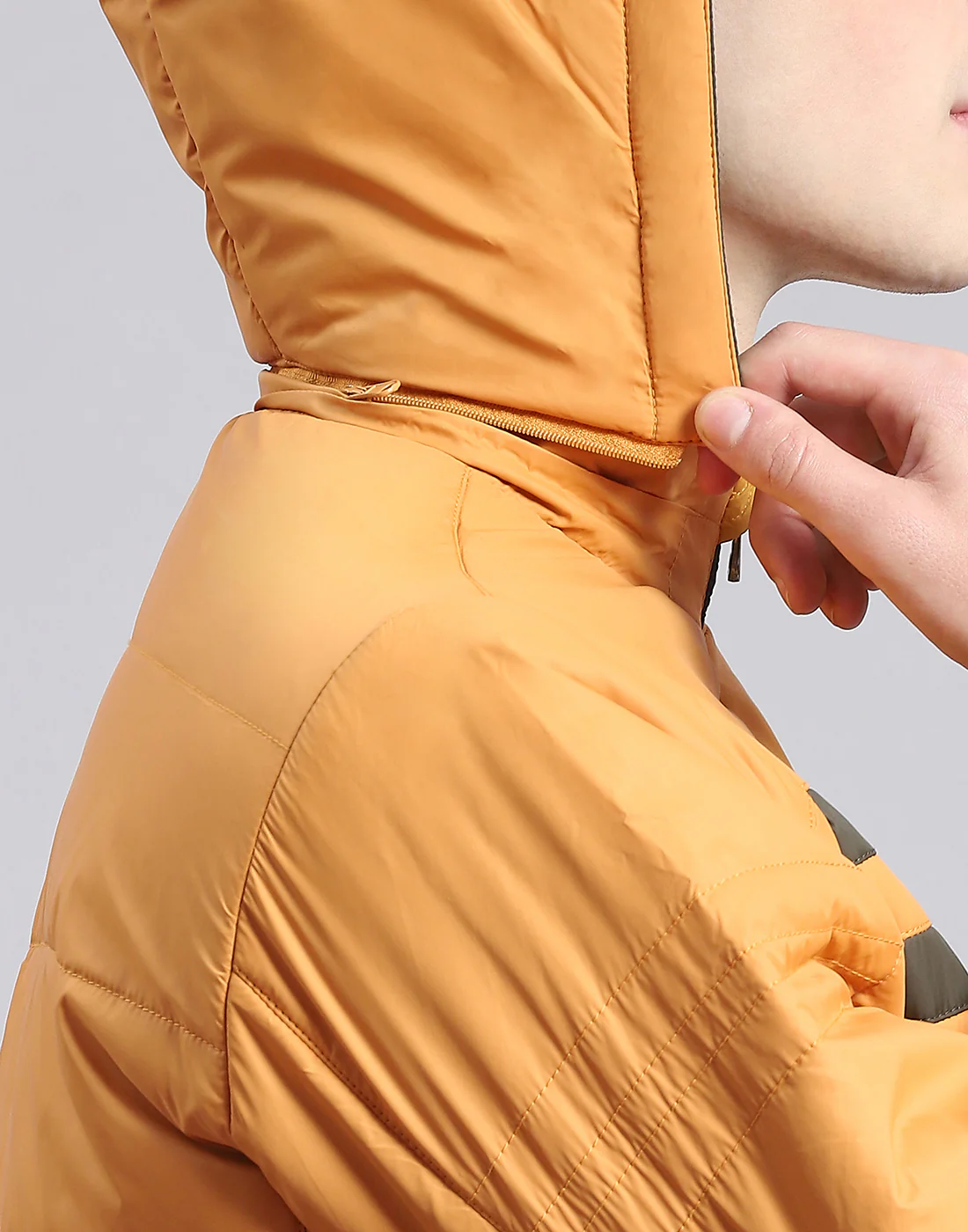 Men Mustard Solid Hooded Full Sleeve Jacket - Image 8