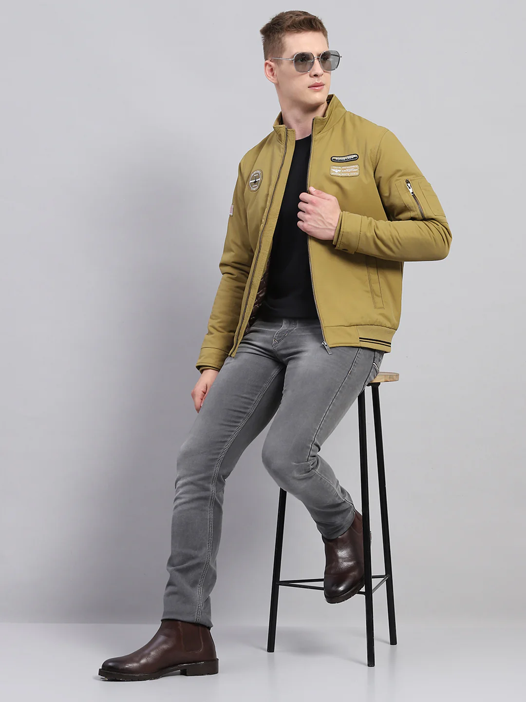 Men Mustard Solid Mock Neck Full Sleeve Jacket - Image 2