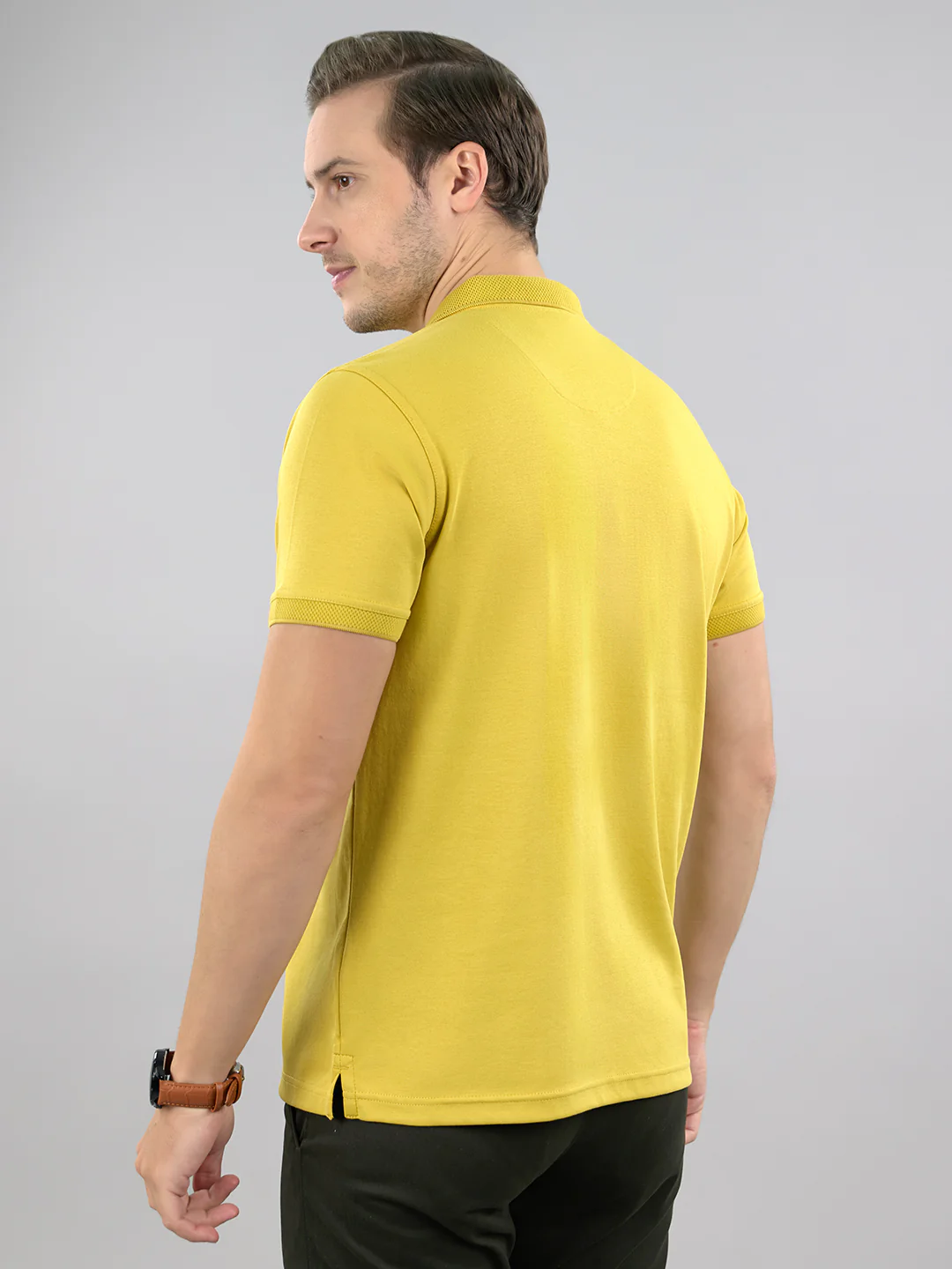 Men Mustard Solid Polo Collar Half Sleeve T-Shirt - Image 4