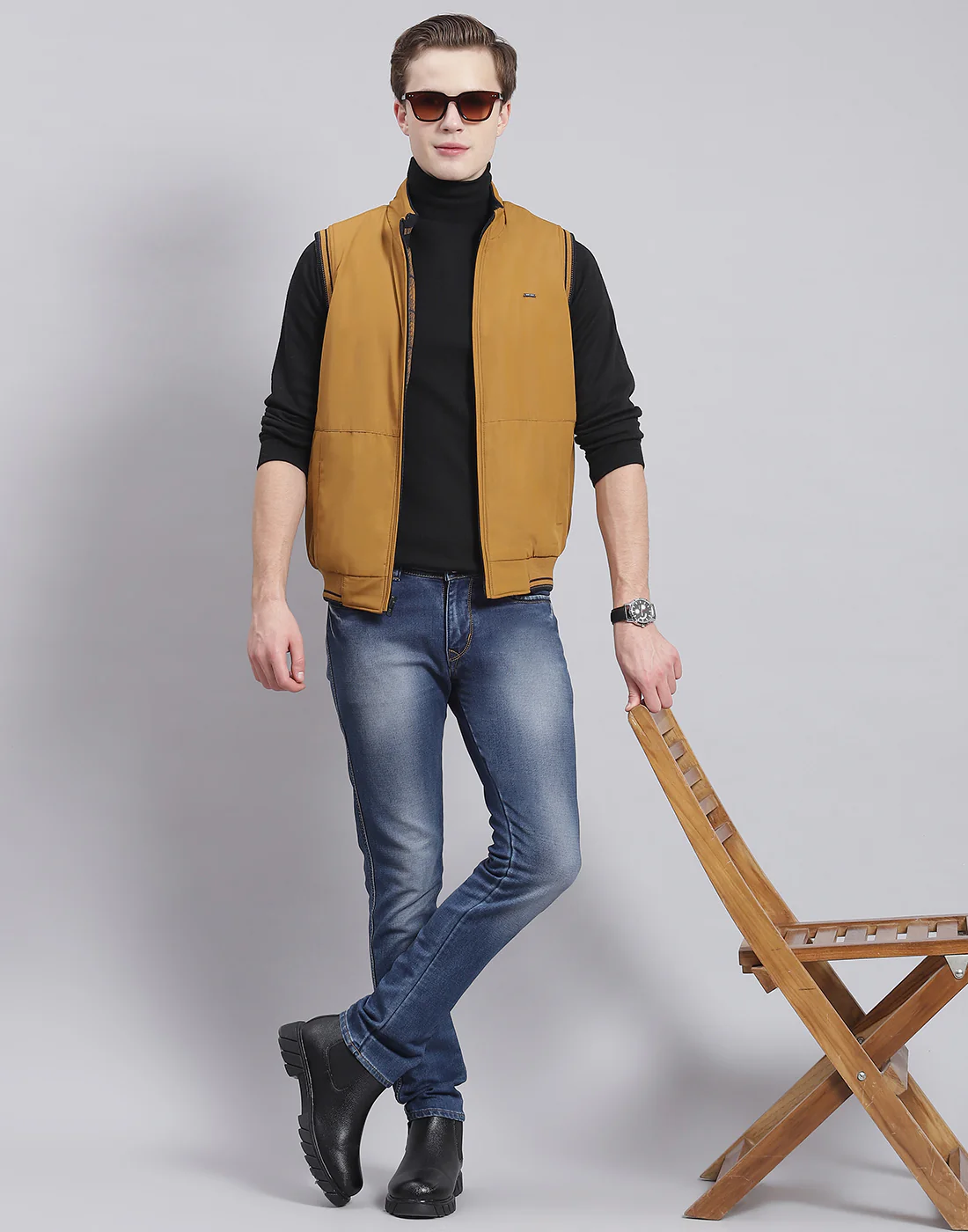 Men Mustard Solid Stand Collar Sleeveless Jacket - Image 3