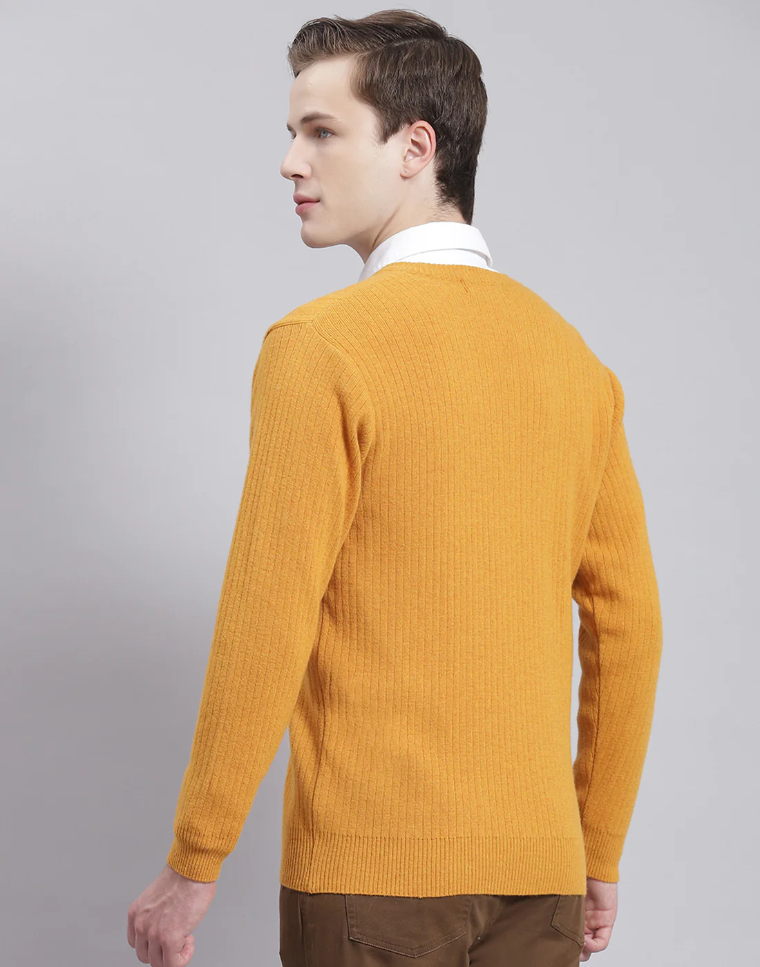 Men Mustard Solid V Neck Full Sleeve Pullover - Image 5