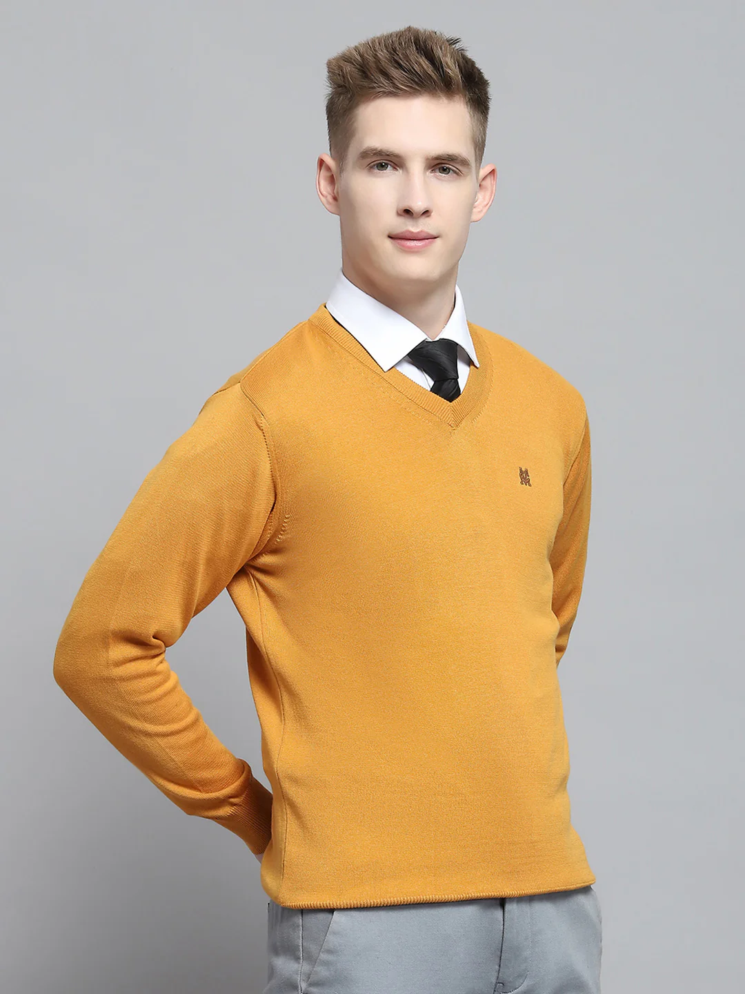 Men Mustard Solid V Neck Full Sleeve Pullover - Image 4
