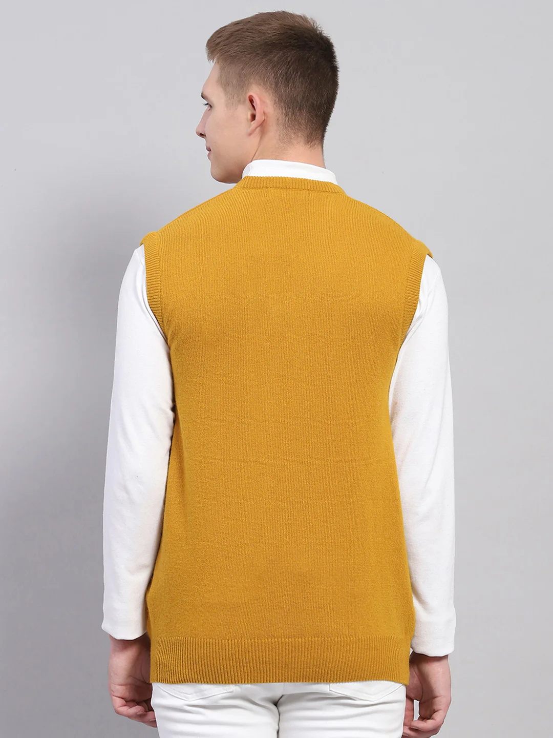 Men Mustard Solid V Neck Sleeveless Sweater - Image 5