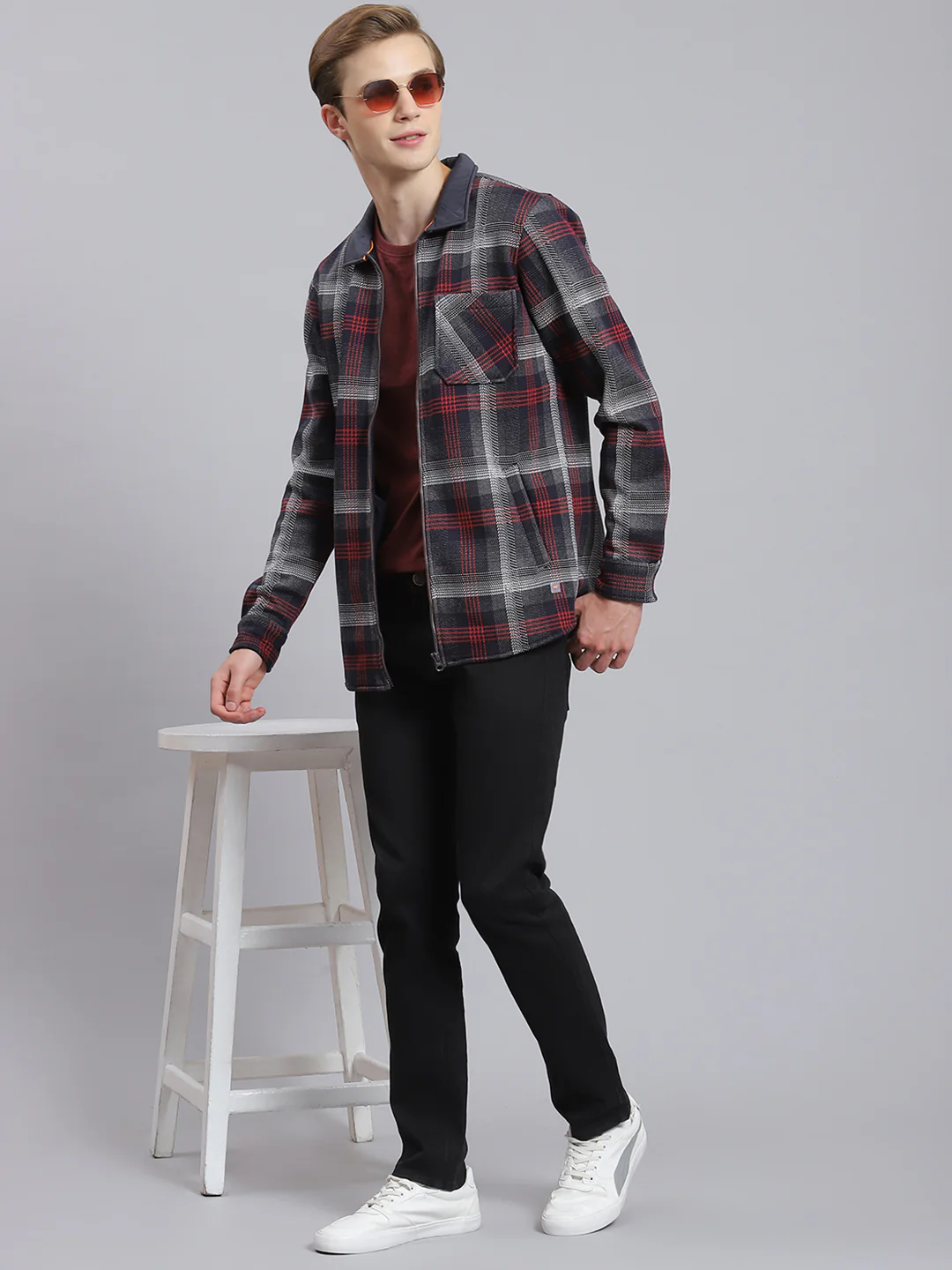 Men Navy Blue Check Collar Full Sleeve Sweatshirt