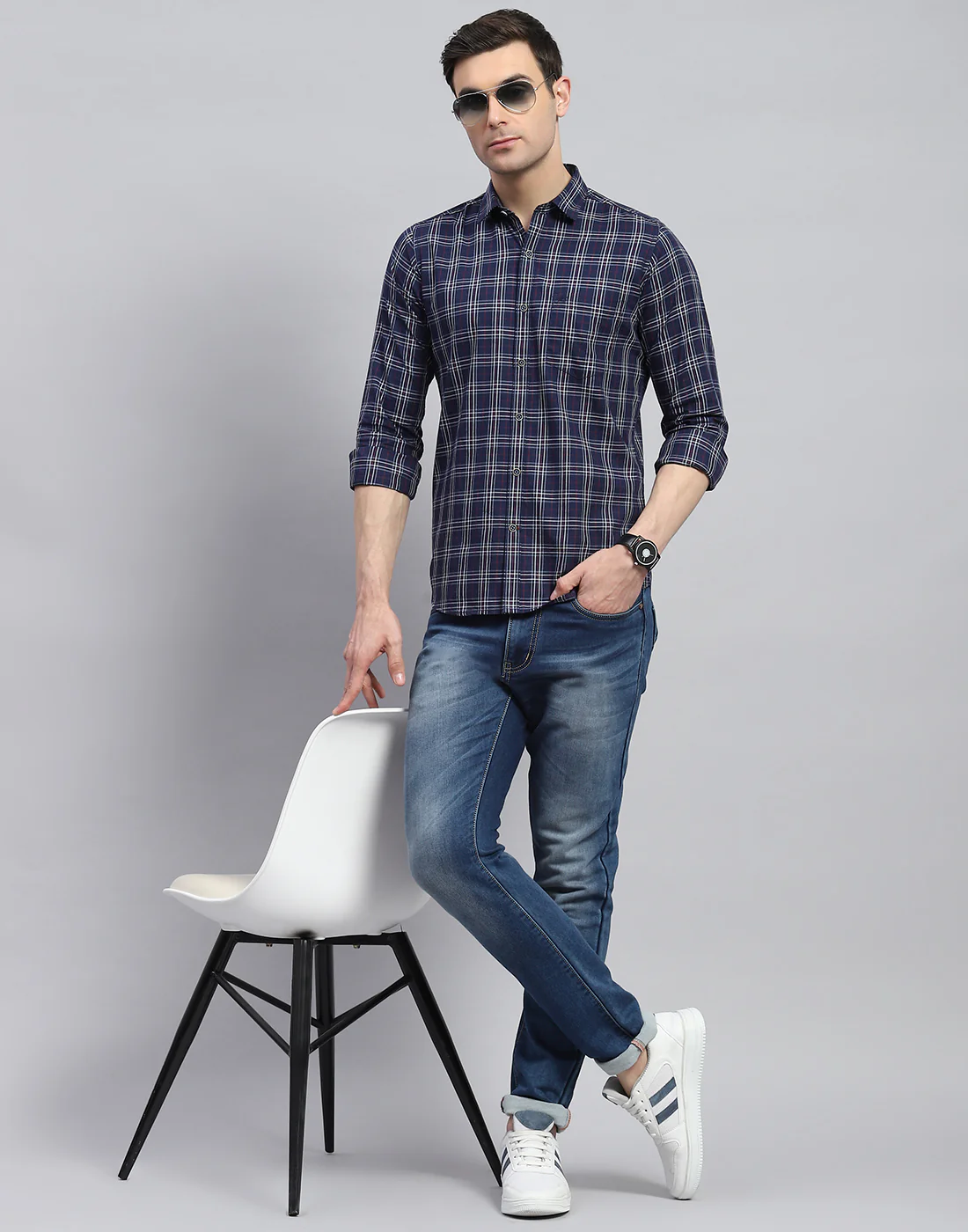 Men Navy Blue Check Spread Collar Full Sleeve Shirt - Image 2