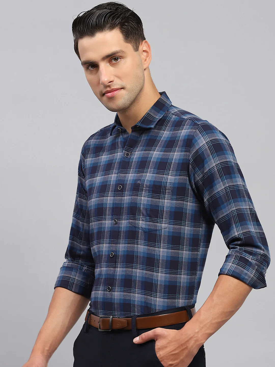 Men Navy Blue Check Spread Collar Full Sleeve Shirt - Image 3