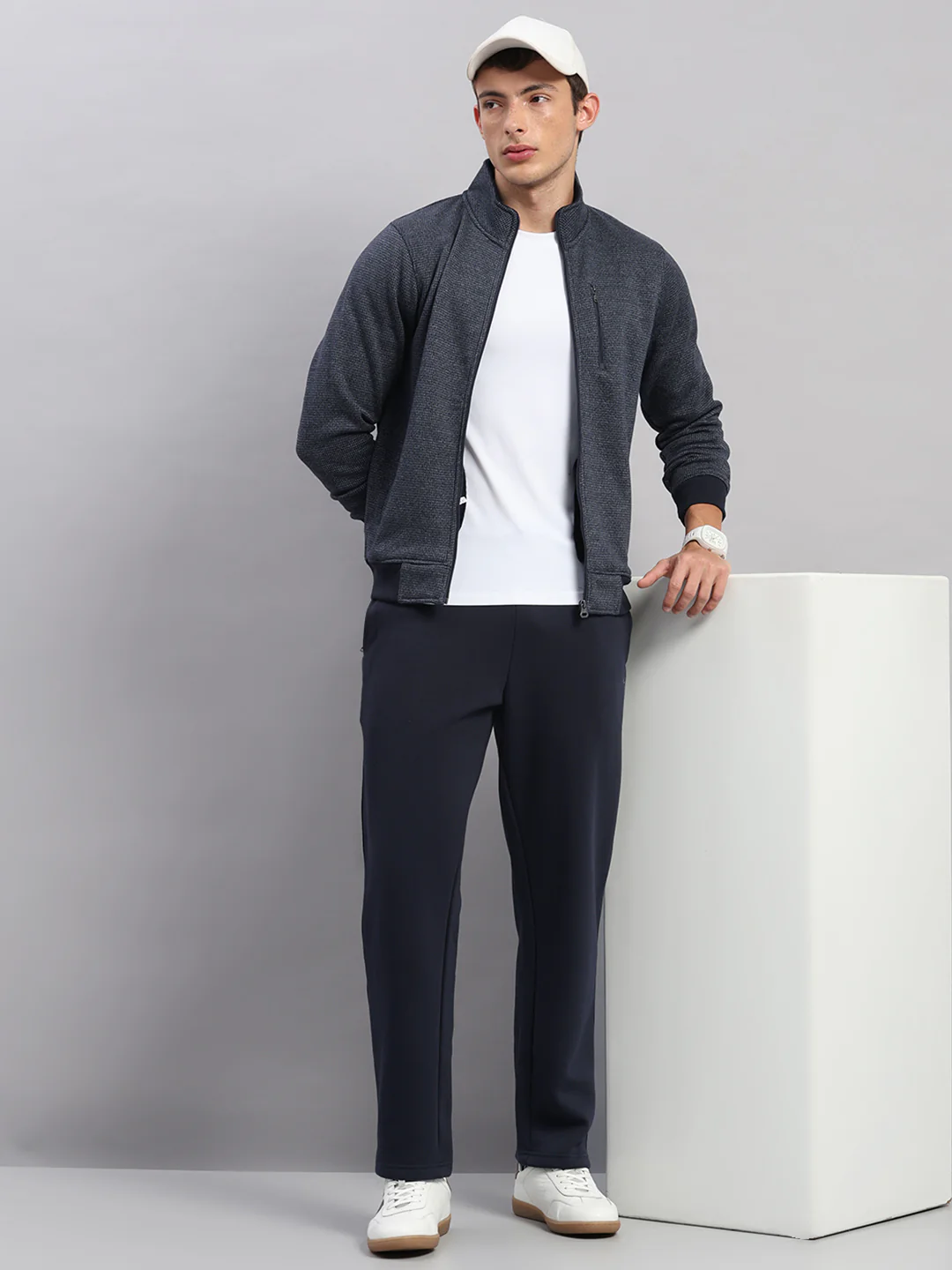 Men Navy Blue Embroidered Round Neck Full Sleeve Winter Tracksuit - Image 2