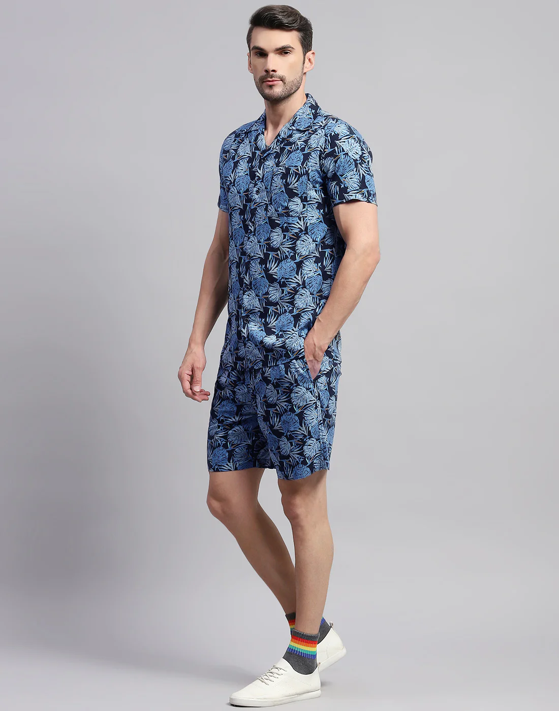 Men Navy Blue Floral Print Collar Neck Half Sleeve Cords Set - Image 3