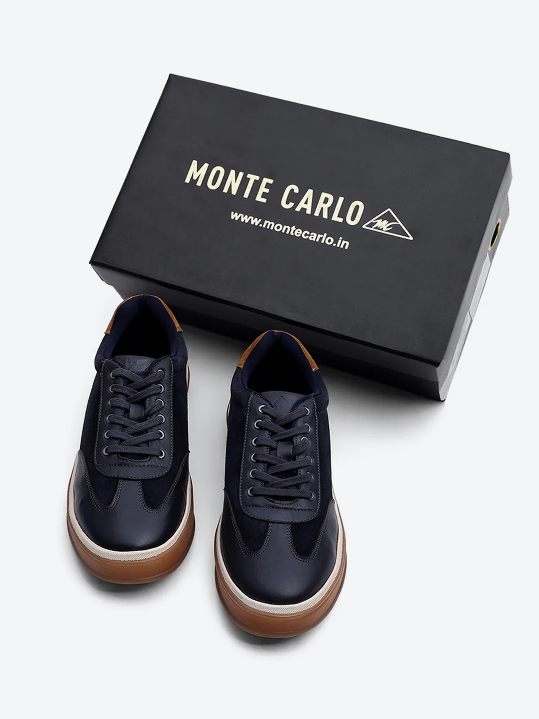 Men Navy Blue Lace Up Genuine Leather Sneaker - Image 2